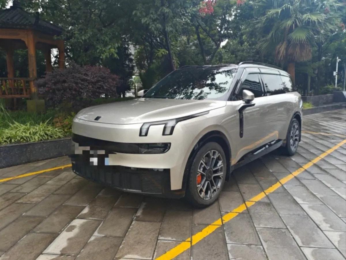 2025 LYNK&CO 900 1.5T 190HP L4 3DHT PHEV 44.85KWH 220km image 1
