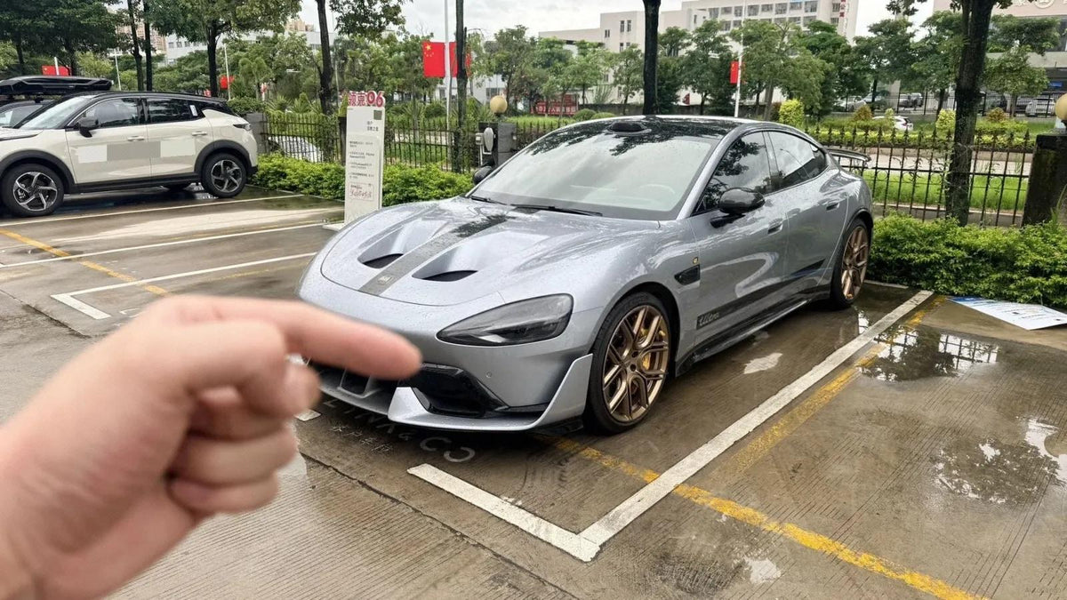 2025 Xiaomi SU7 Ultra BEV 93.7KWH 630km image 1