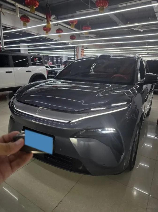 2025 BYD Tang L 1.5T 156HP L4 E-CVT PHEV 35.6KWH 200km image 1