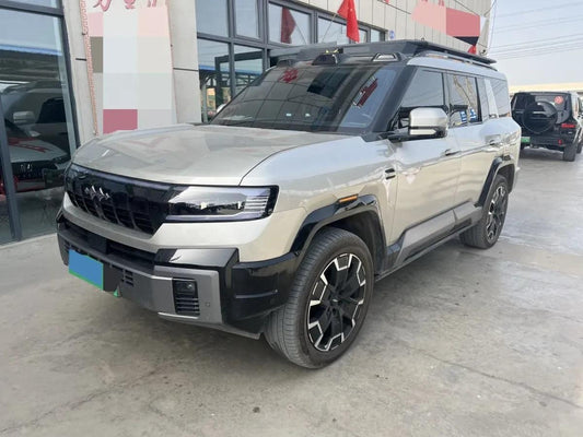 2025 Fang Cheng Bao Bao 8 2.0T 245HP L4 E-CVT PHEV 36.8KWH image 1