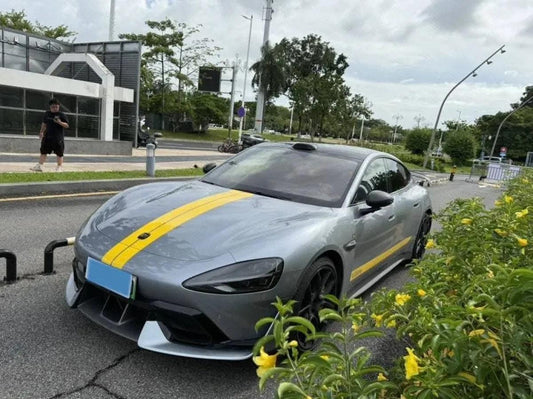 2025 Xiaomi SU7 Ultra BEV 93.7KWH image 1