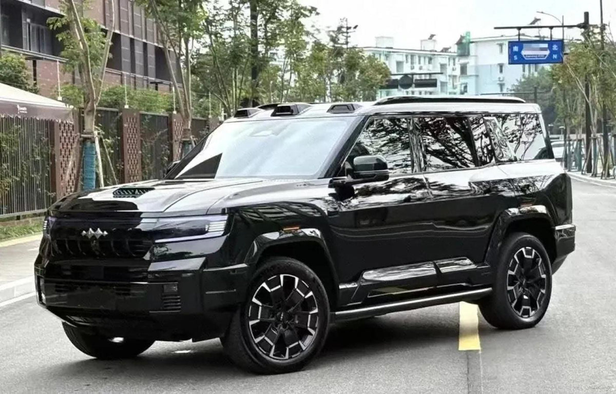 2025 Fang Cheng Bao Bao 8 2.0T 245HP L4 E-CVT PHEV 36.8KWH image 1