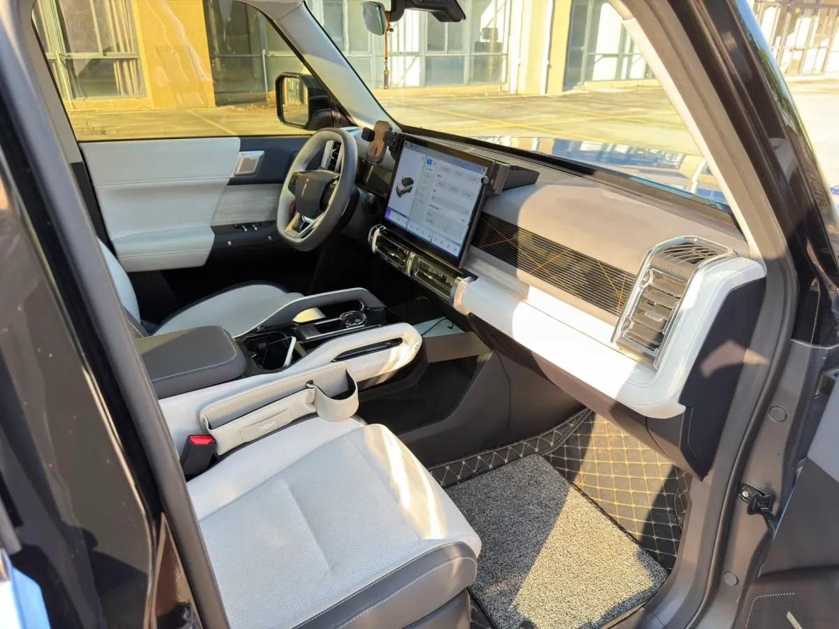 2024 iCAR iCAR 03 BEV 65.69KWH 472km image 10