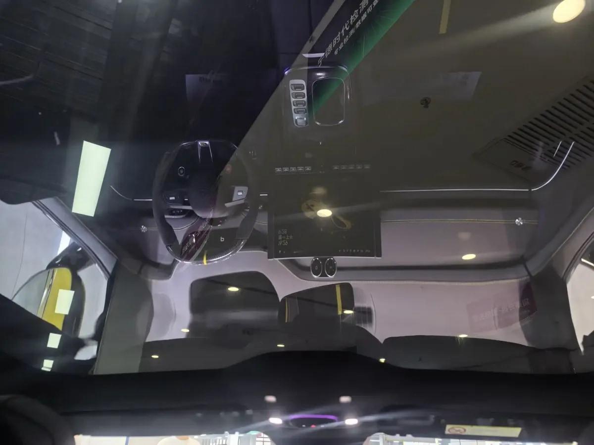 2025 Xiaomi SU7 Ultra BEV 93.7KWH 630km image 10