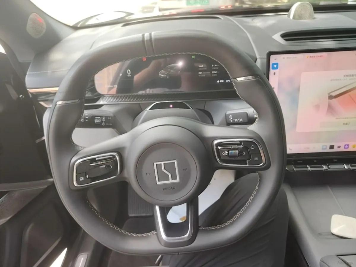 2025 Zeekr 7X BEV 75KWH 605km image 10