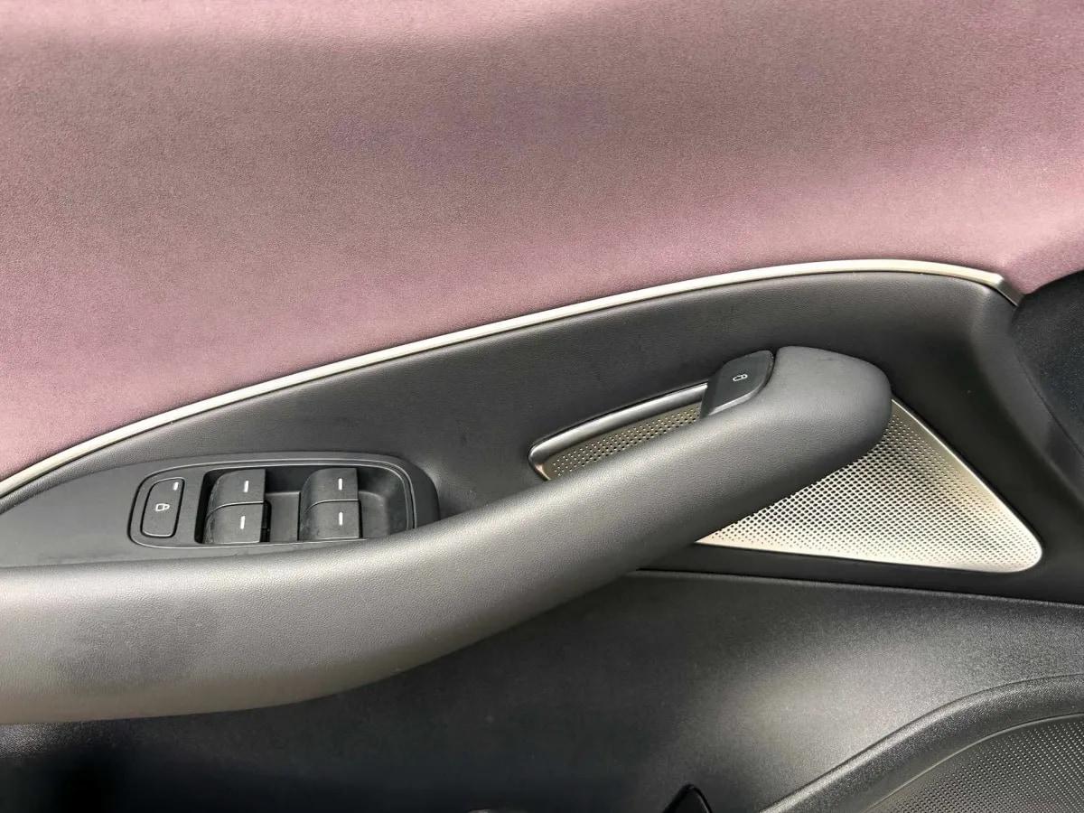 2024 Xiaomi SU7 BEV 73.6KWH image 10