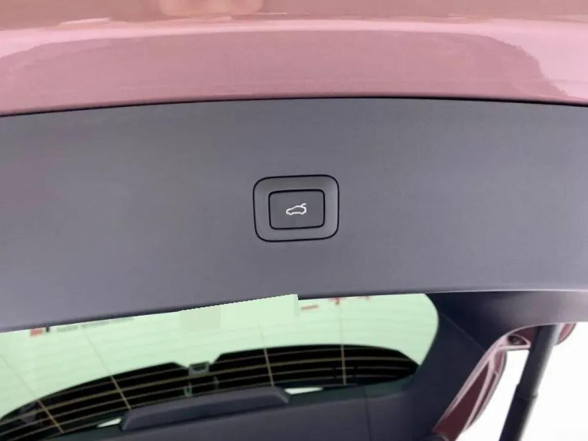 2025 Xiaomi YU7 BEV 101.7KWH image 10