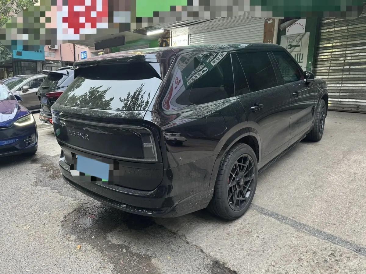 2025 Zeekr 9X 2.0T 279HP L4 1DHT PHEV image 10