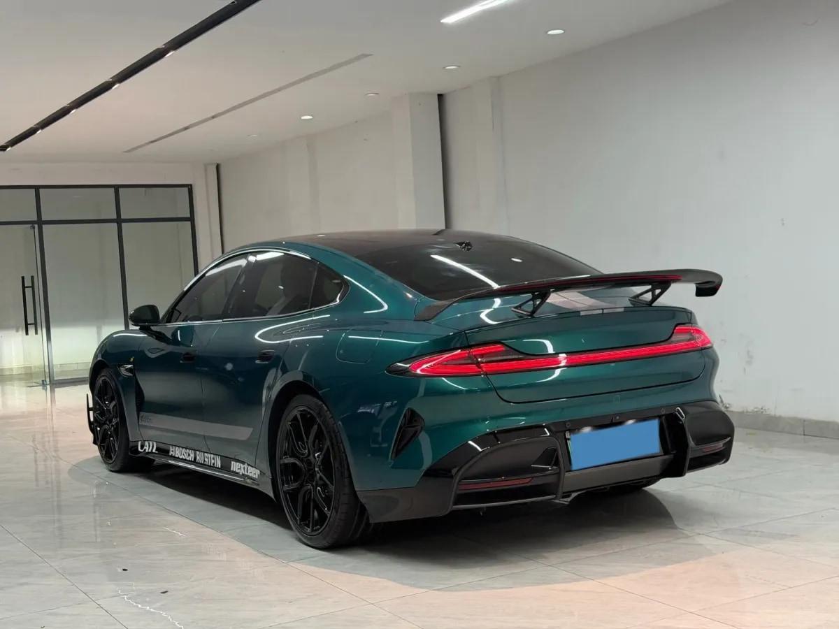 2025 Xiaomi SU7 Ultra BEV 93.7KWH 630km image 10