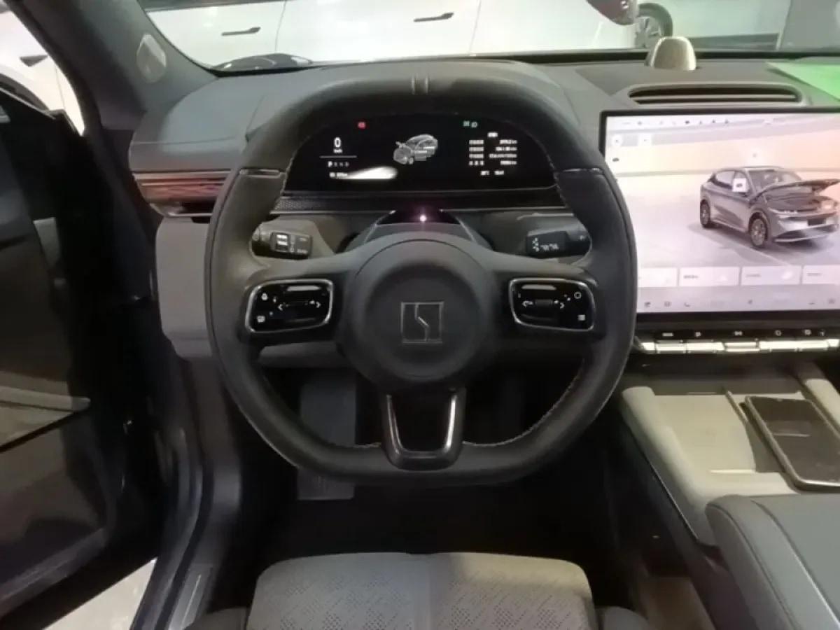 2025 Zeekr 7X BEV 75KWH 605km image 10