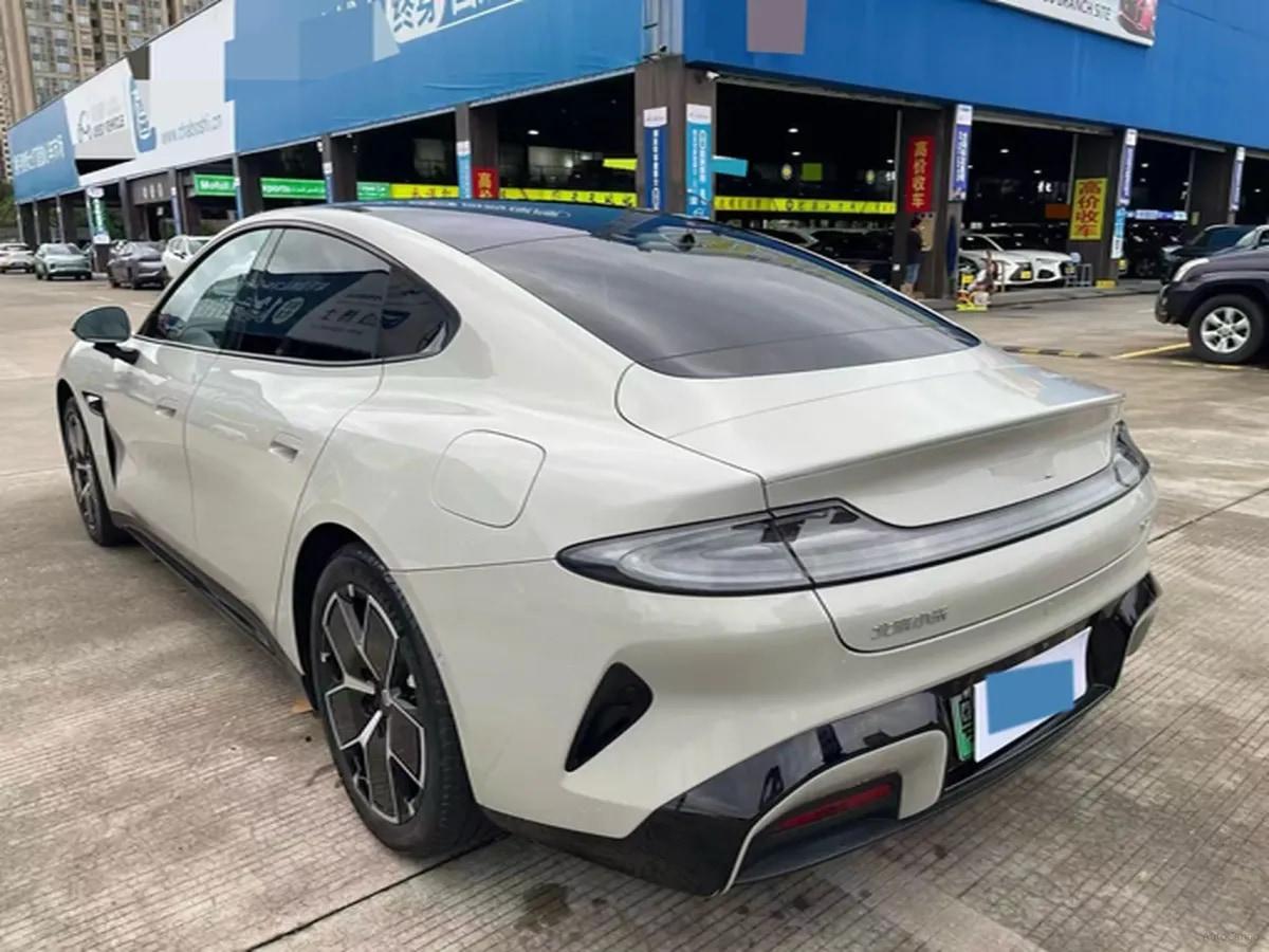 2024 Xiaomi SU7 BEV 73.6KWH image 10