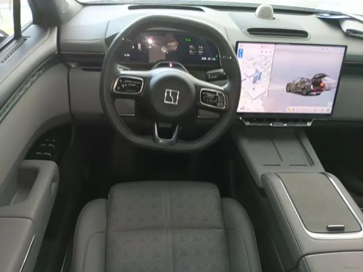 2025 Zeekr 7X BEV 75KWH image 10