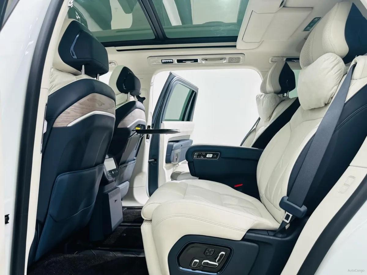 2025 Zeekr 9X 2.0T 279HP L4 1DHT PHEV image 10