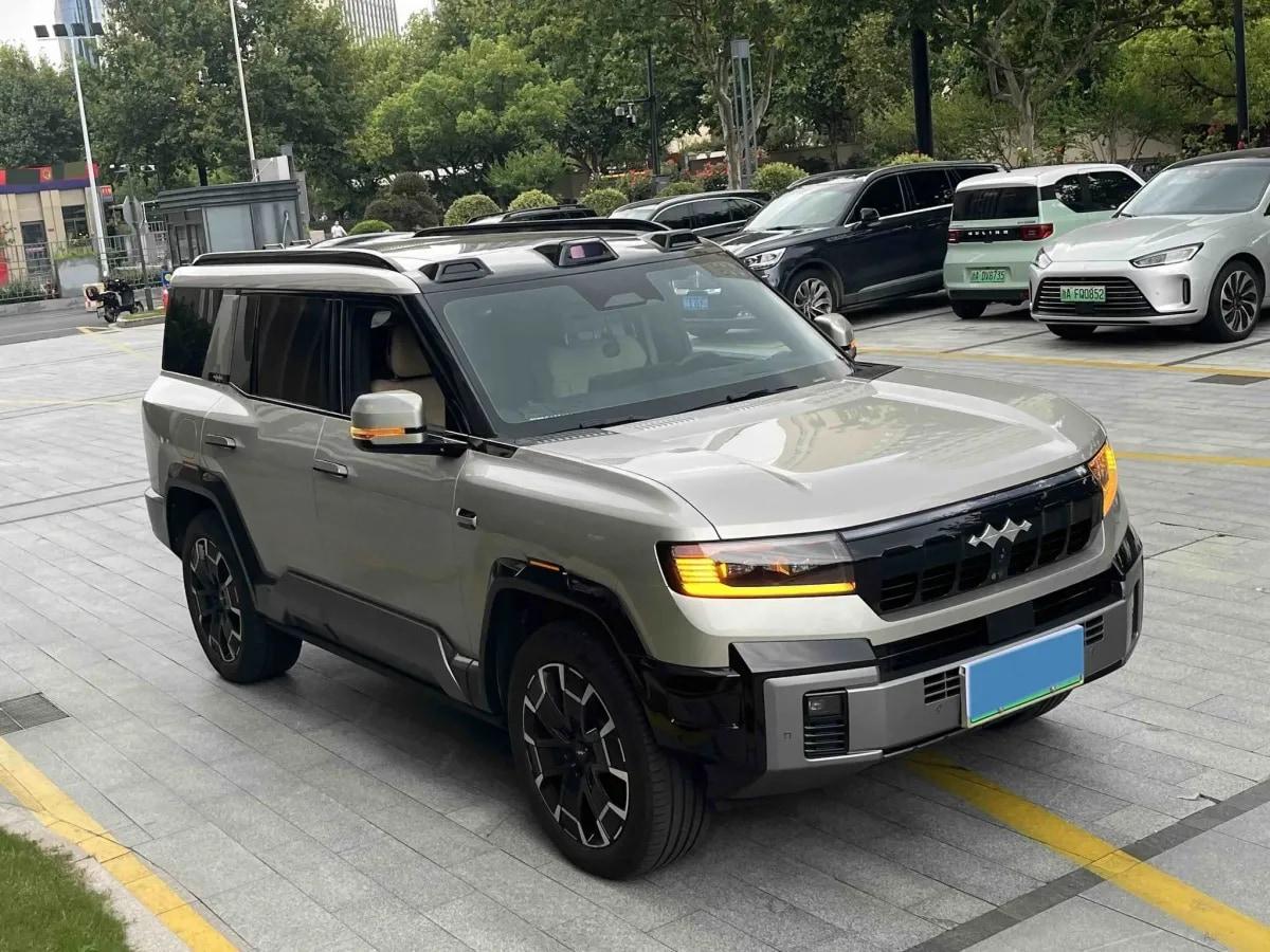 2025 Fang Cheng Bao Bao 8 2.0T 245HP L4 E-CVT PHEV 36.8KWH image 10