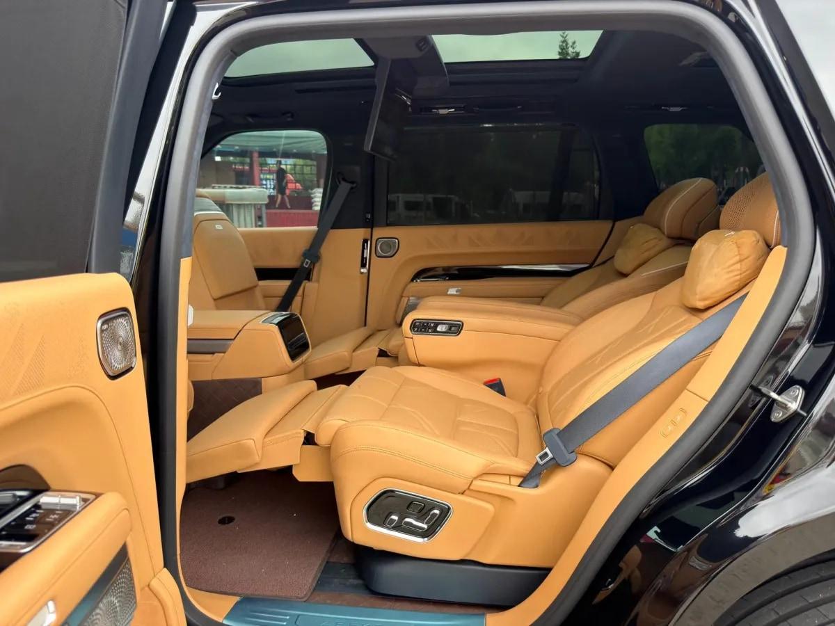 2025 Zeekr 9X 2.0T 279HP L4 1DHT PHEV image 11