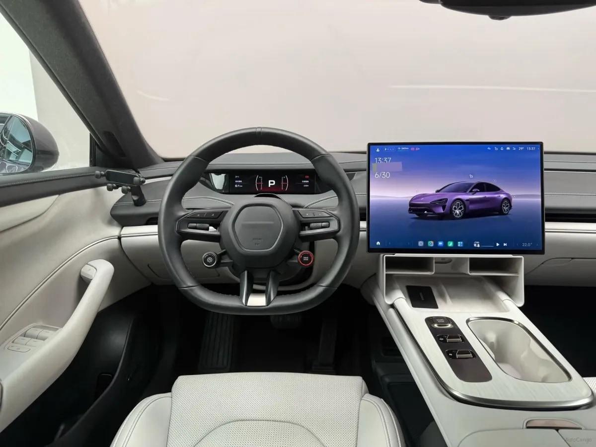 2024 Xiaomi SU7 BEV 73.6KWH image 11