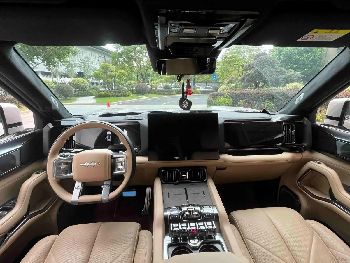 2025 Fang Cheng Bao Bao 8 2.0T 245HP L4 E-CVT PHEV 36.8KWH image 11