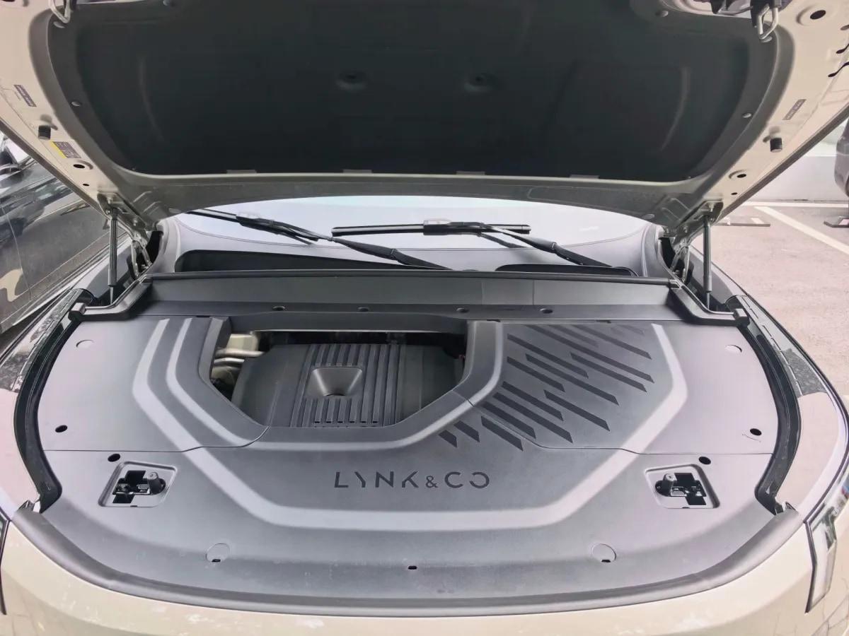 2025 LYNK&CO 900 2.0T 254HP L4 3DHT PHEV 52.38KWH 268km image 11