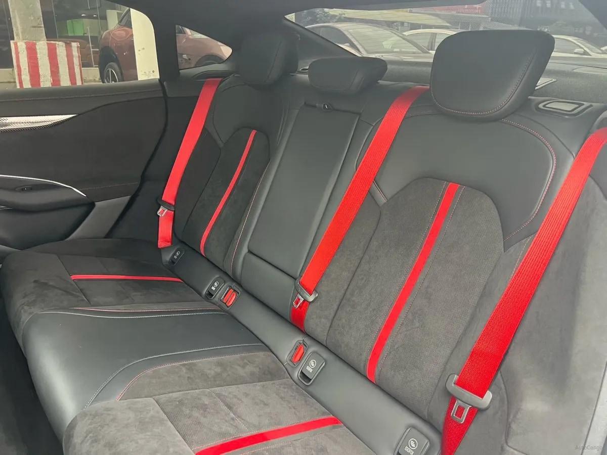 2025 Xiaomi SU7 Ultra BEV 93.7KWH image 11