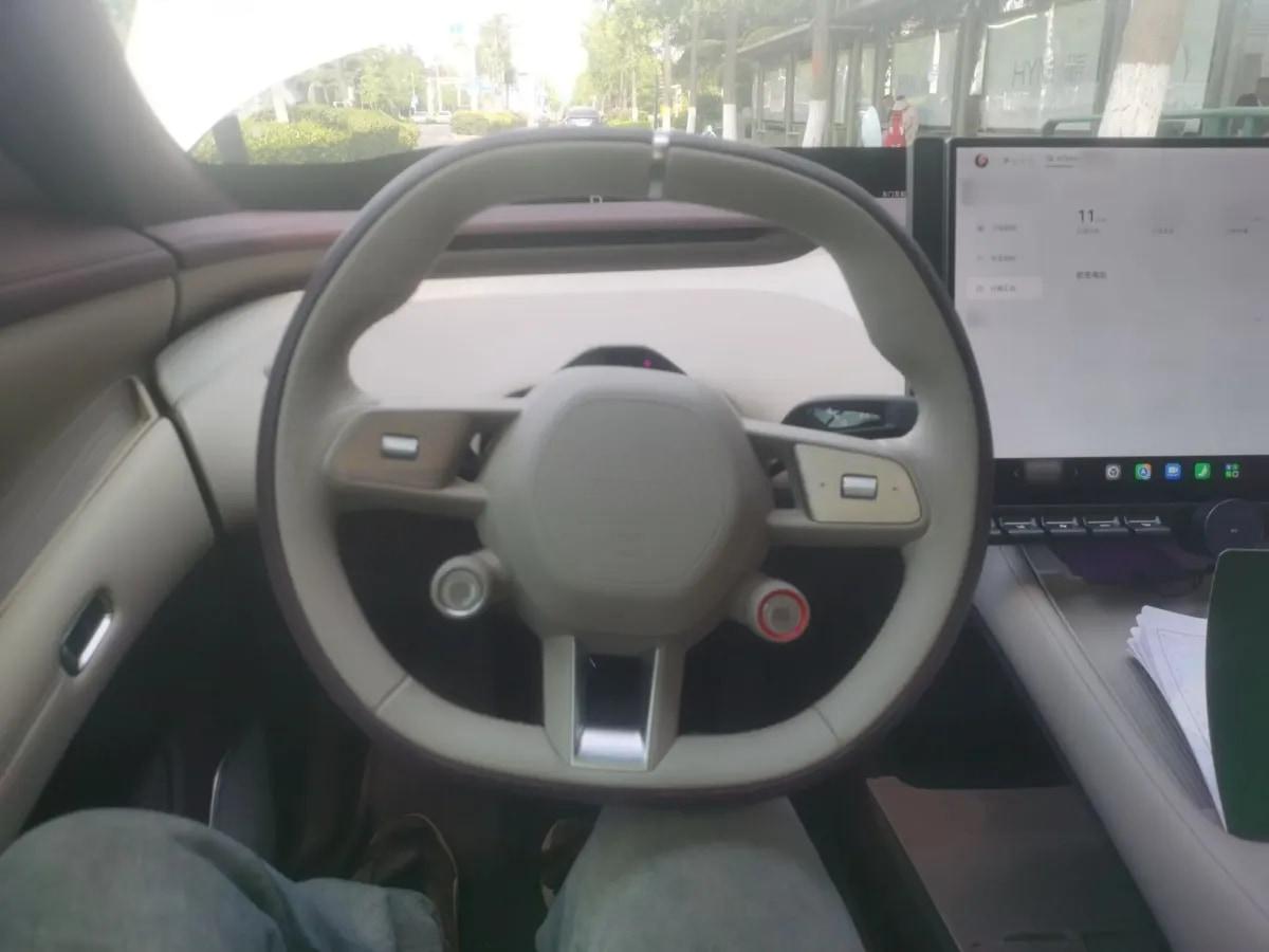 2025 Xiaomi YU7 BEV 96.3KWH image 11