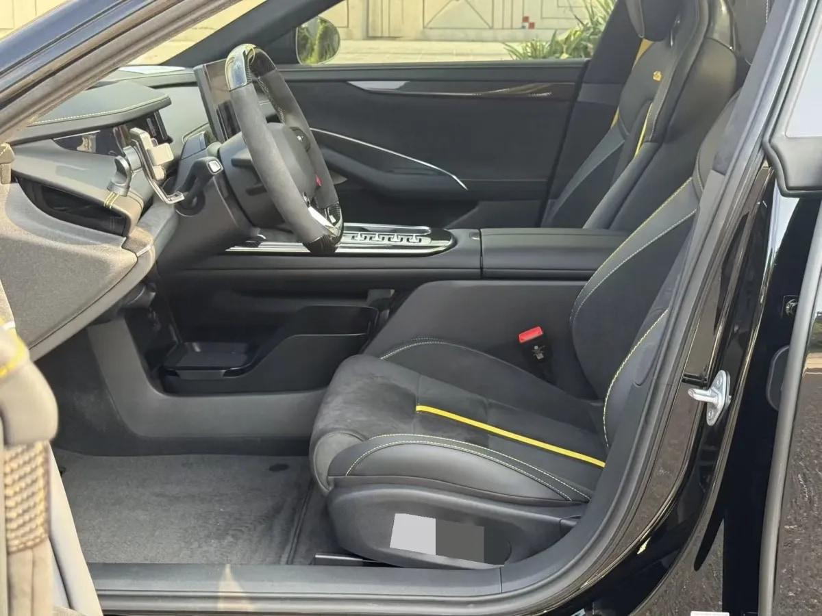 2025 Xiaomi SU7 Ultra BEV 93.7KWH 630km image 11