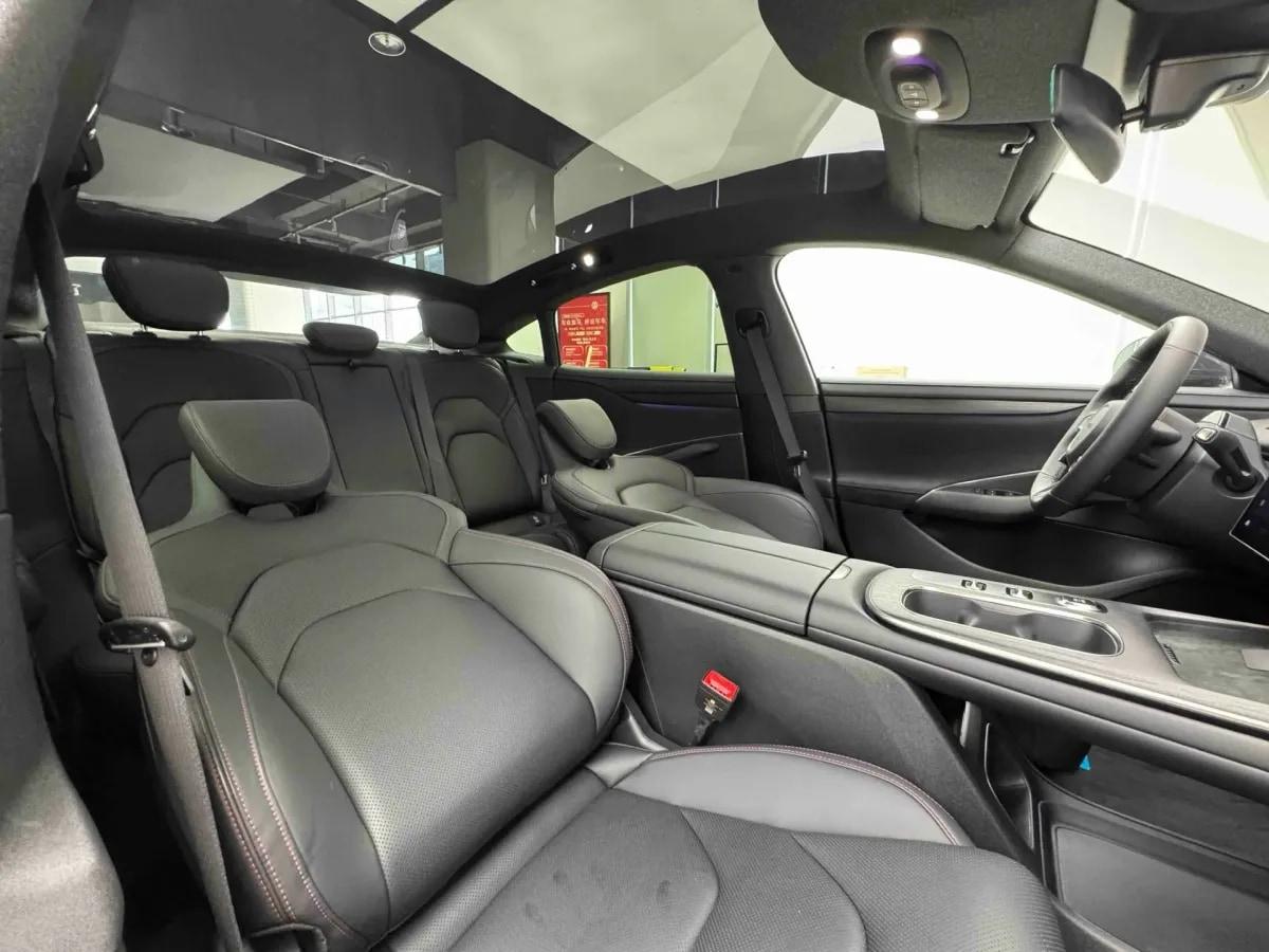 2024 Xiaomi SU7 BEV 73.6KWH 700km image 11