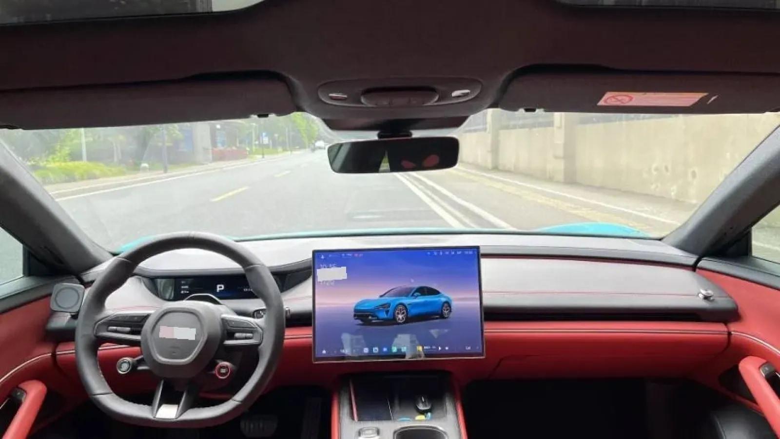 2024 Xiaomi SU7 BEV 73.6KWH image 11