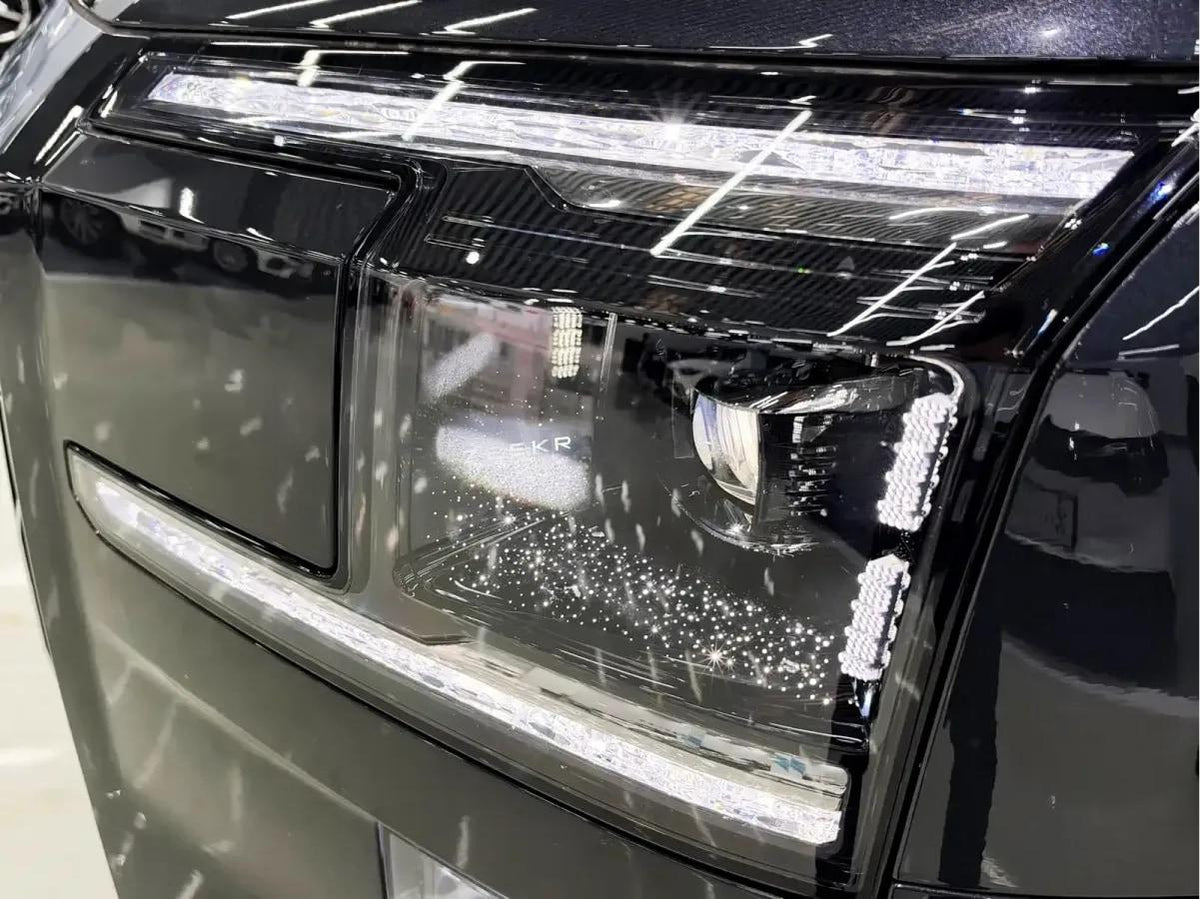 2025 Zeekr 9X 2.0T 279HP L4 1DHT PHEV 55KWH 288km image 12