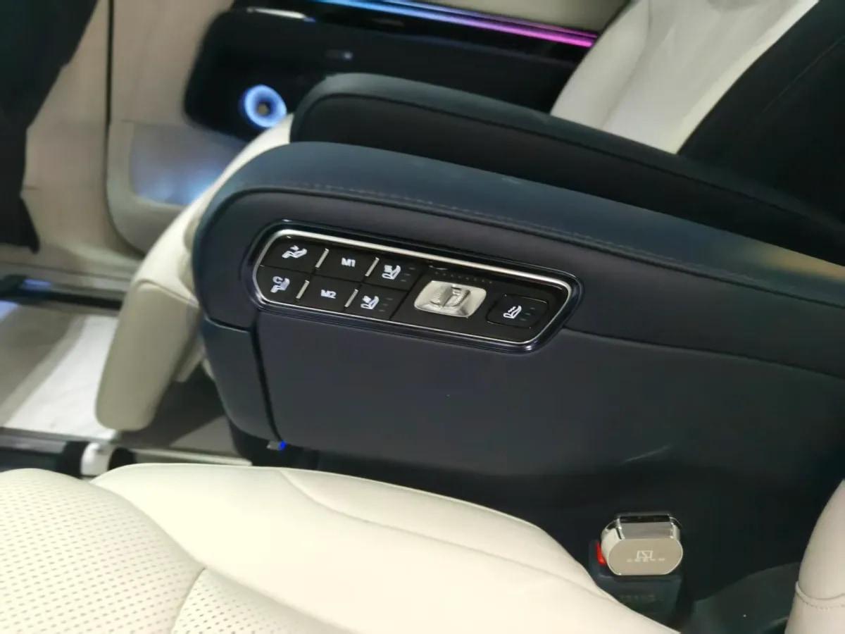 2025 Zeekr 9X 2.0T 279HP L4 1DHT PHEV image 12