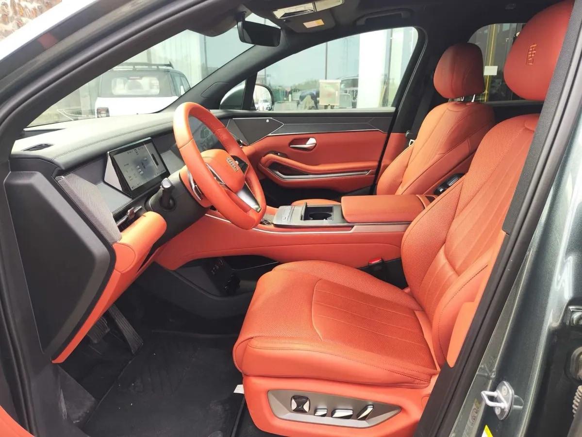 2025 BYD Tang L 1.5T 156HP L4 E-CVT PHEV 35.6KWH 175km image 12