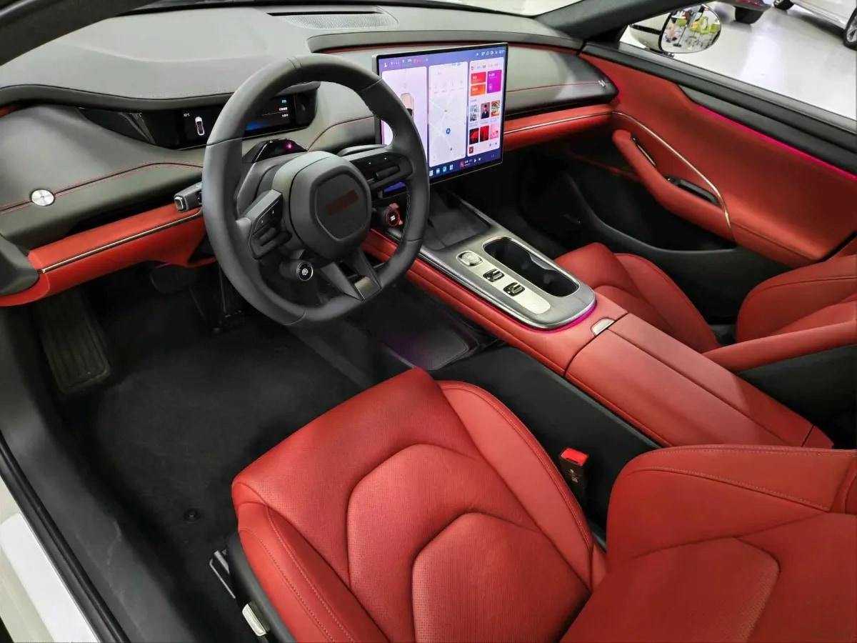 2024 Xiaomi SU7 BEV 73.6KWH image 12