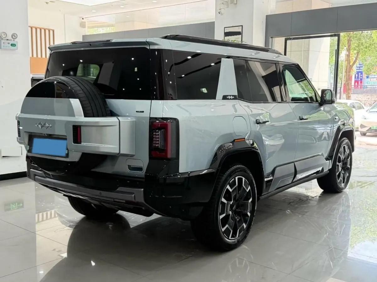 2025 Fang Cheng Bao Bao 8 2.0T 245HP L4 E-CVT PHEV 36.8KWH image 12