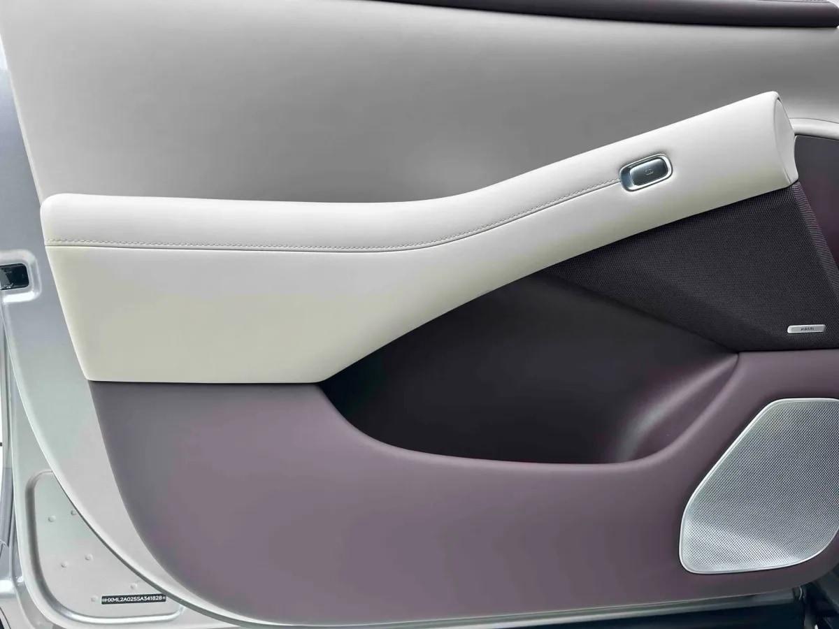 2025 Xiaomi YU7 BEV image 12