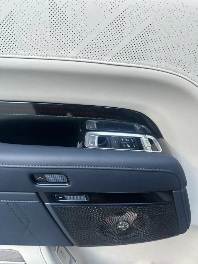 2025 Zeekr 9X 2.0T 279HP L4 1DHT PHEV 70KWH 380km image 12
