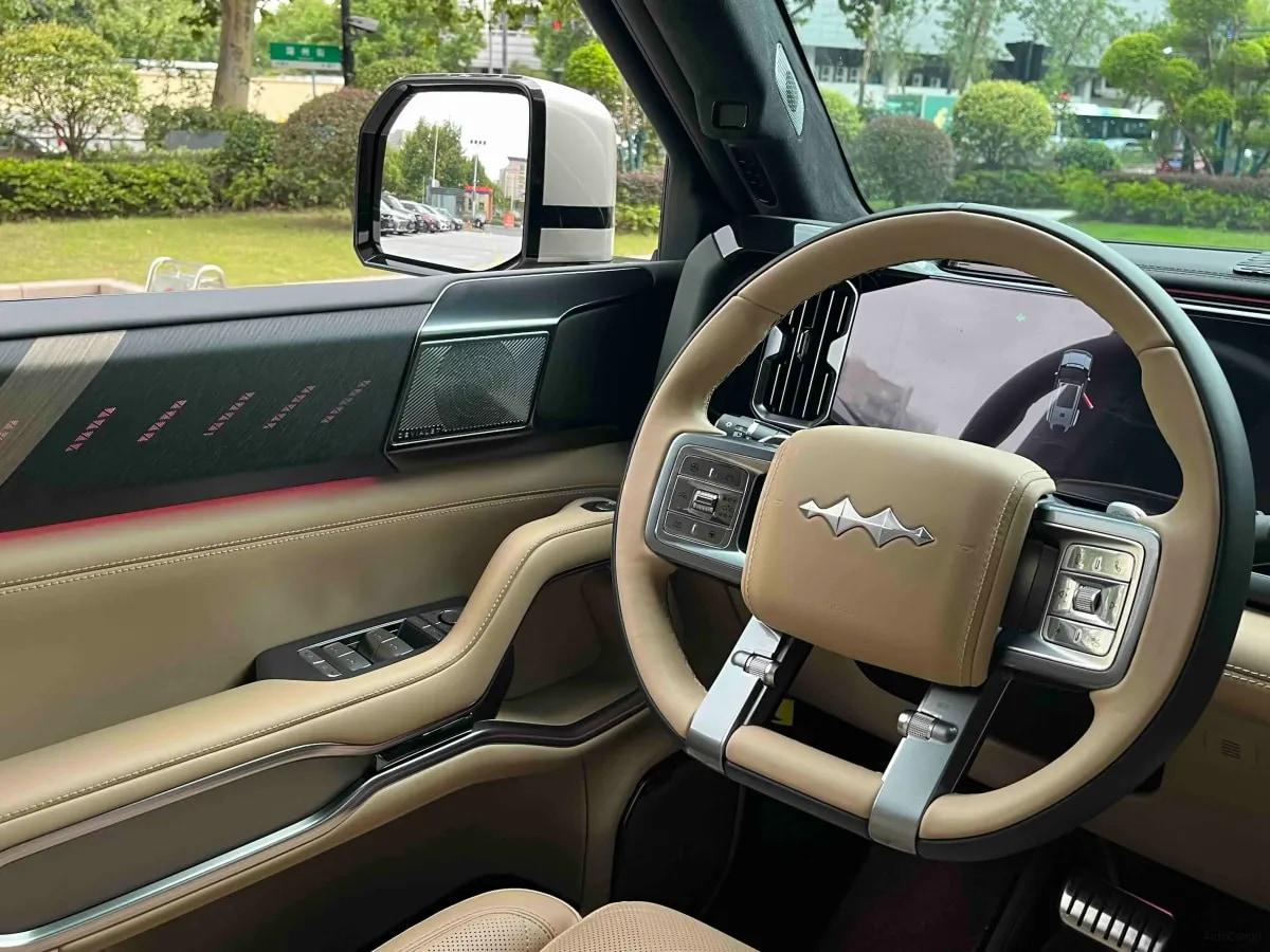 2025 Fang Cheng Bao Bao 8 2.0T 245HP L4 E-CVT PHEV 36.8KWH image 12