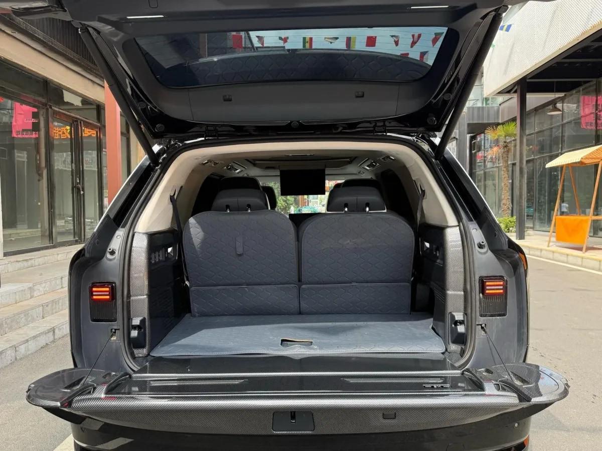 2025 Zeekr 9X 2.0T 279HP L4 1DHT PHEV image 12