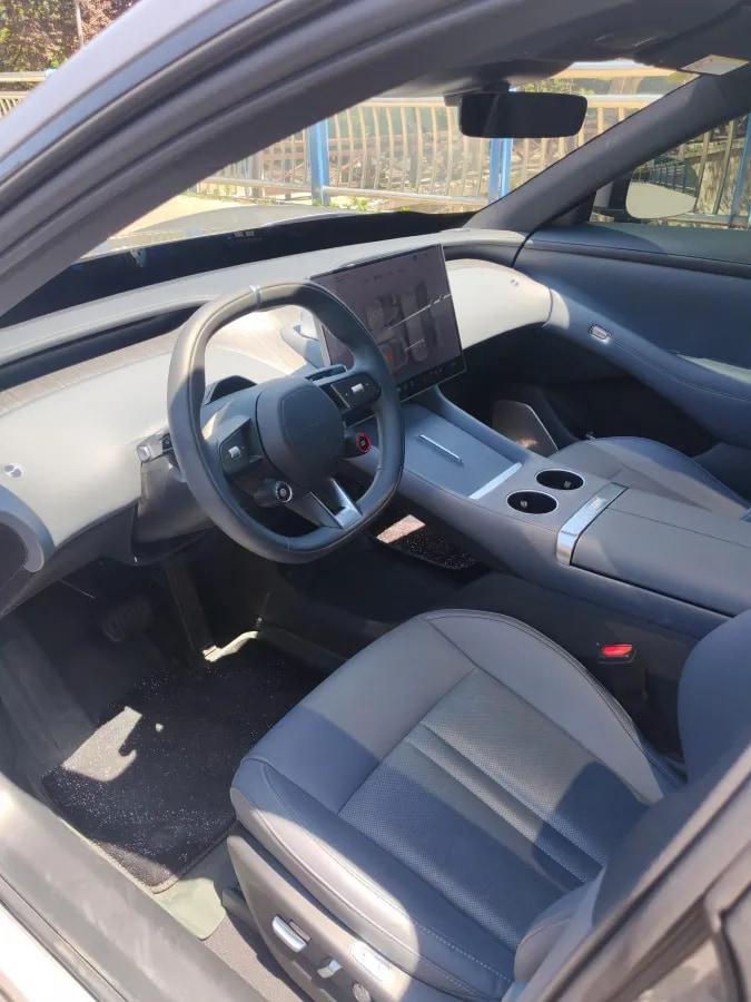 2025 Xiaomi YU7 BEV 96.3KWH 835km image 12