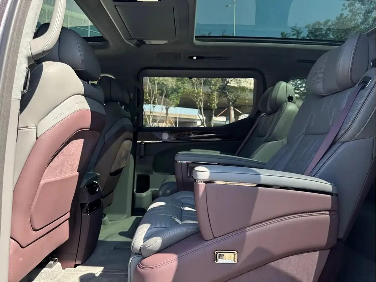 2024 Zeekr 009 BEV 108KWH 702km image 12