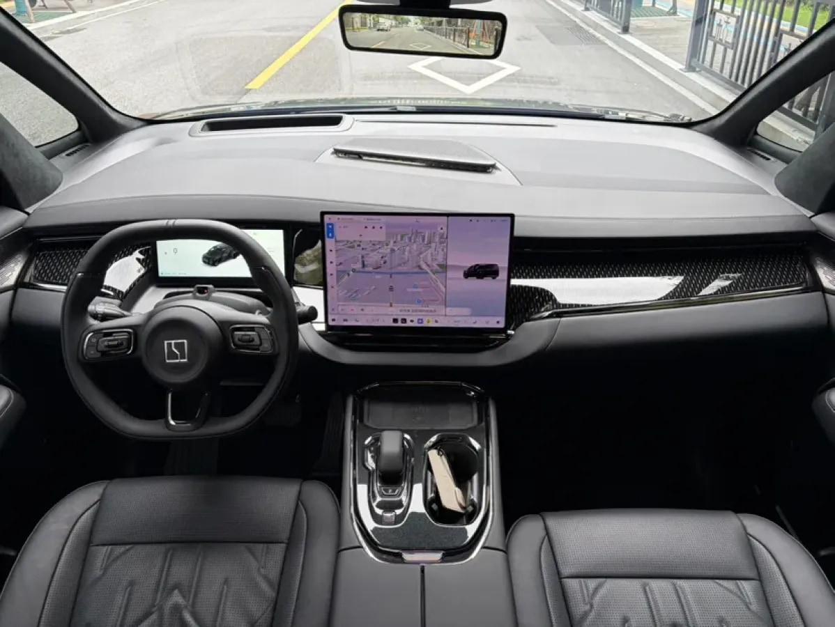 2024 Zeekr 009 BEV 108KWH 702km image 12