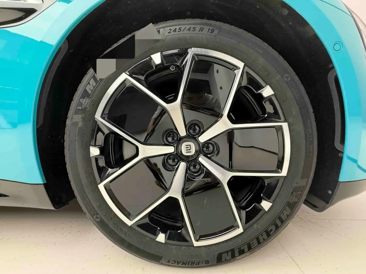 2024 Xiaomi SU7 BEV 73.6KWH 700km image 12