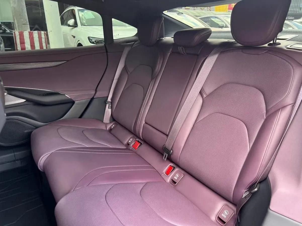 2024 Xiaomi SU7 BEV 73.6KWH 700km image 12