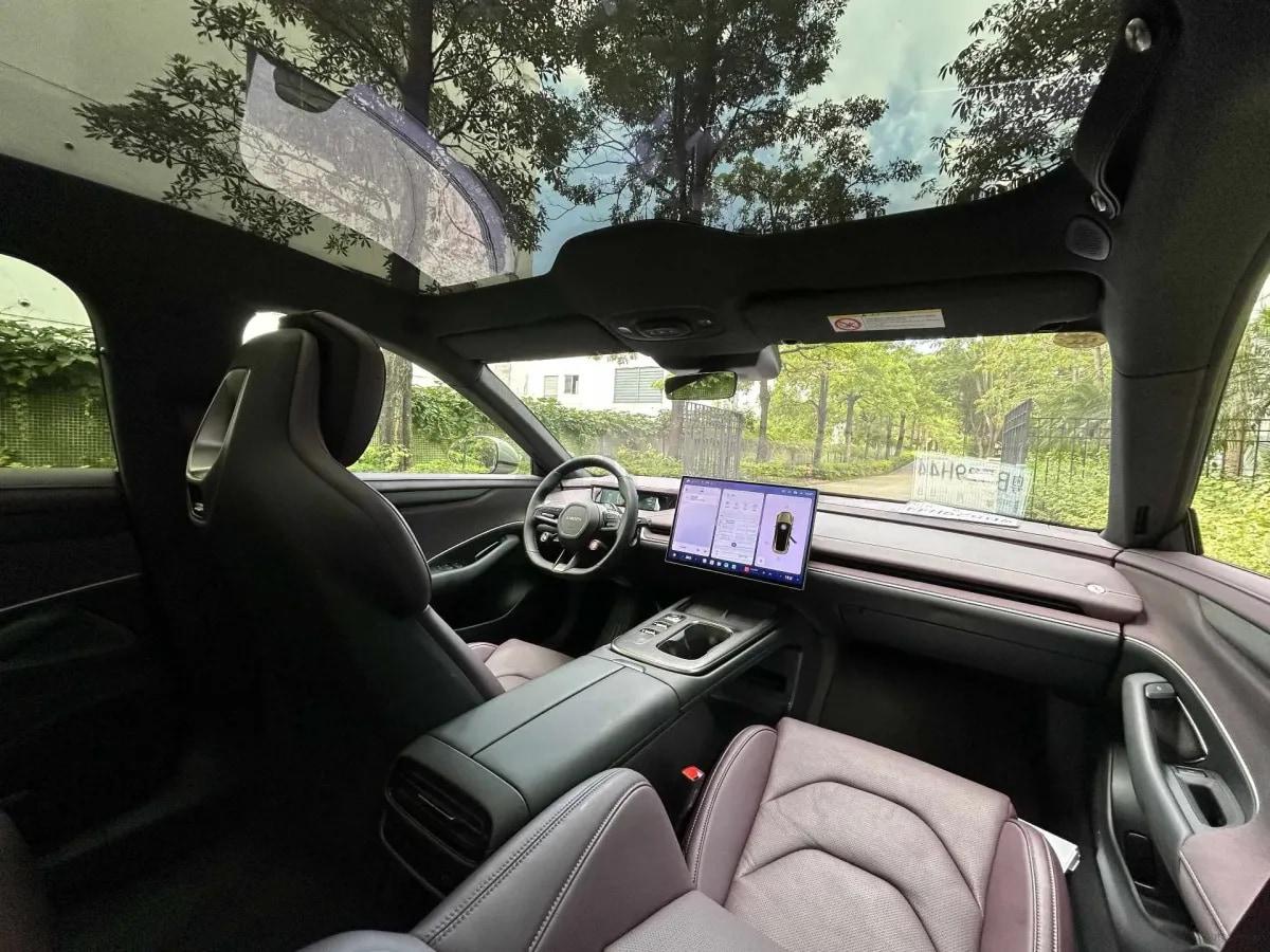 2024 Xiaomi SU7 BEV 73.6KWH image 12