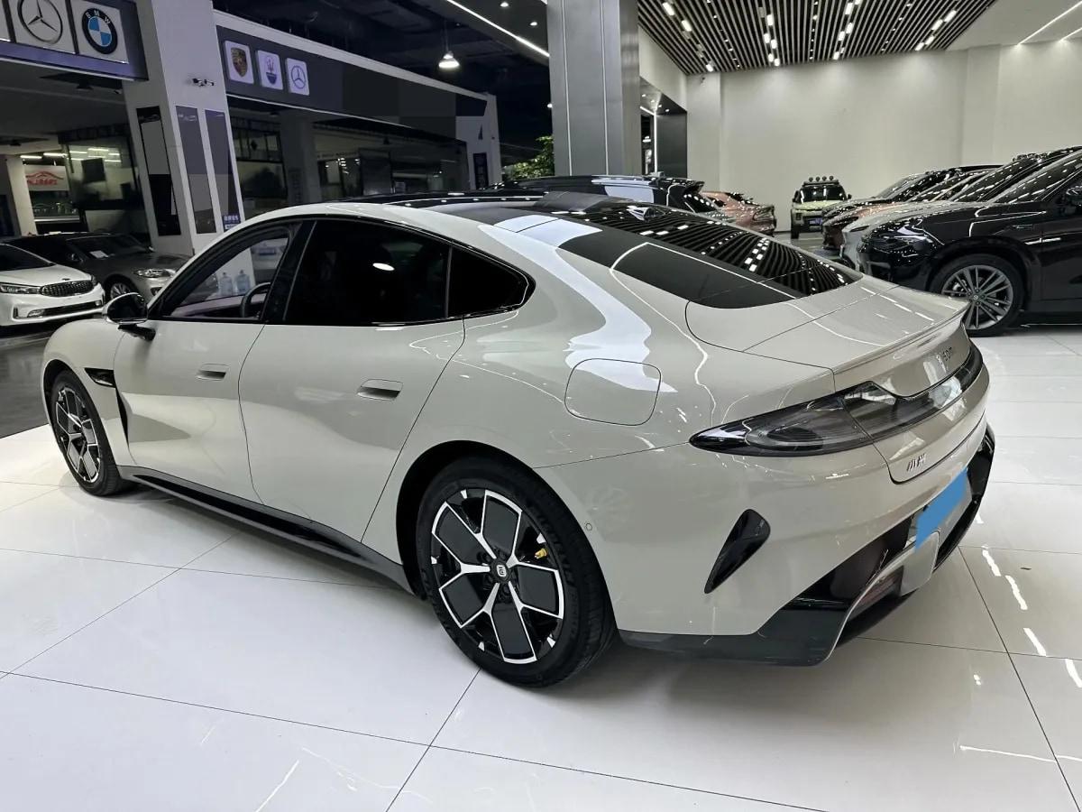 2024 Xiaomi SU7 BEV 73.6KWH image 13