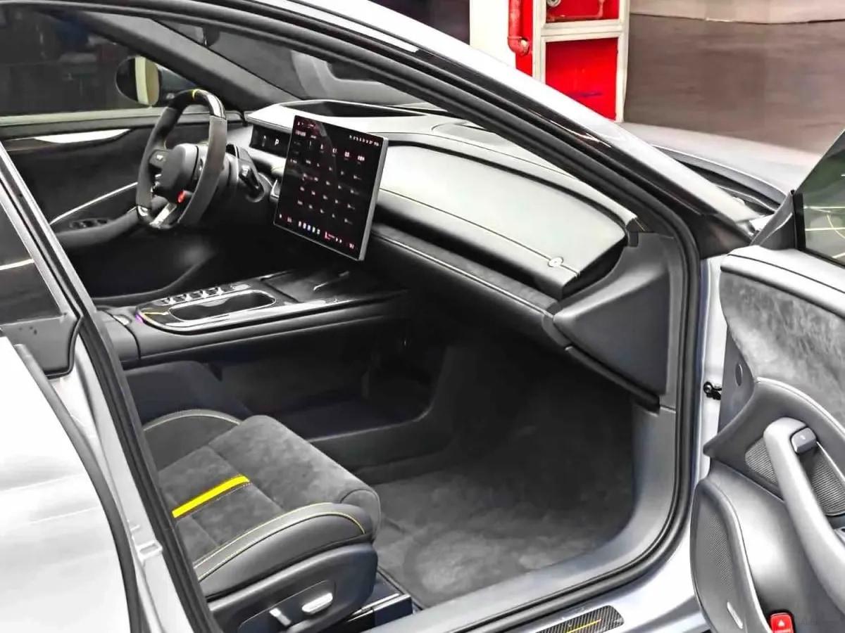 2025 Xiaomi SU7 Ultra BEV 93.7KWH image 13