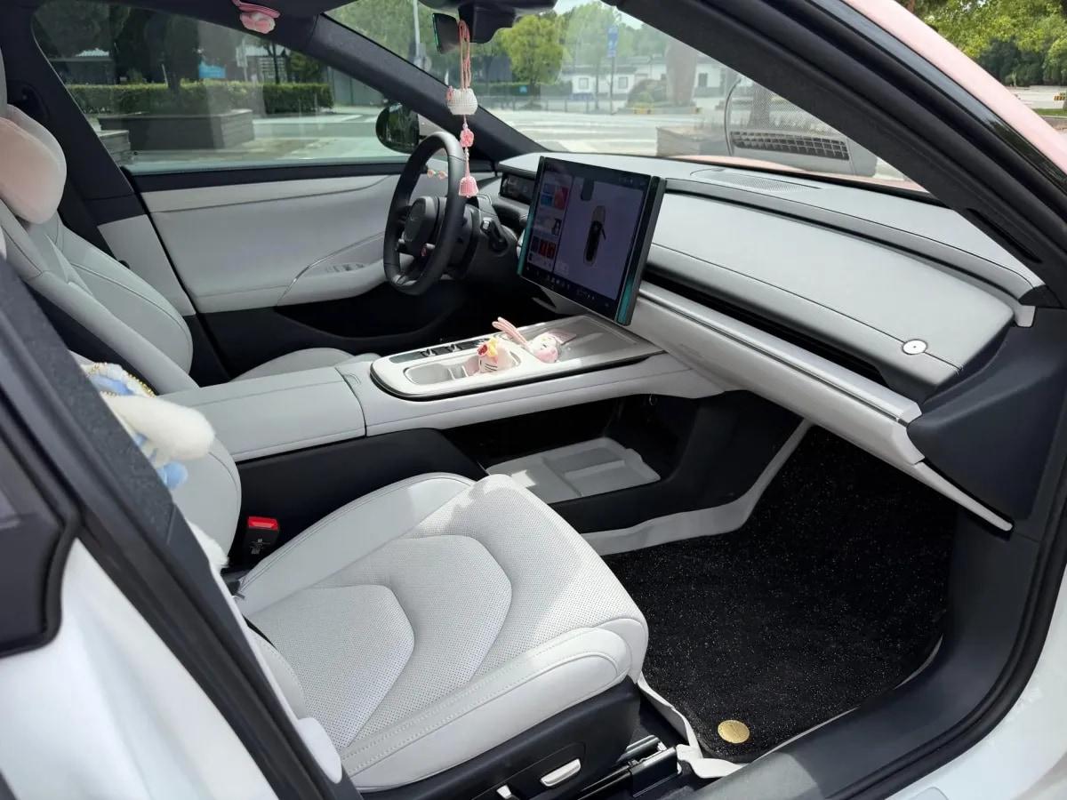 2024 Xiaomi SU7 BEV 94.3KWH image 13