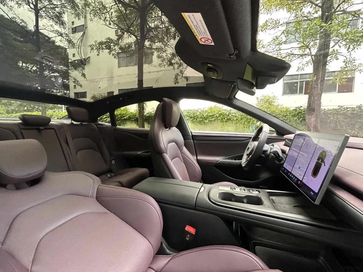 2024 Xiaomi SU7 BEV 73.6KWH image 13