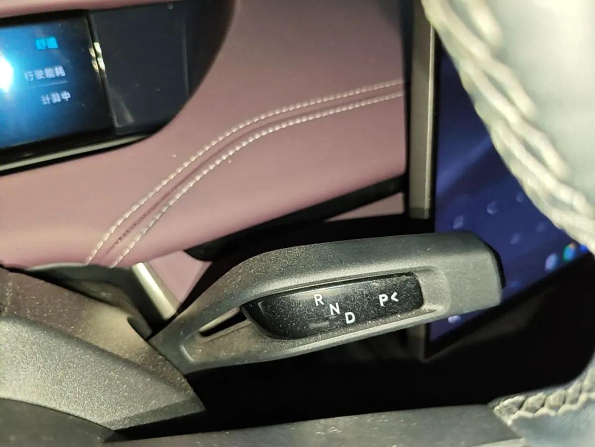 2024 Xiaomi SU7 BEV 73.6KWH 700km image 13