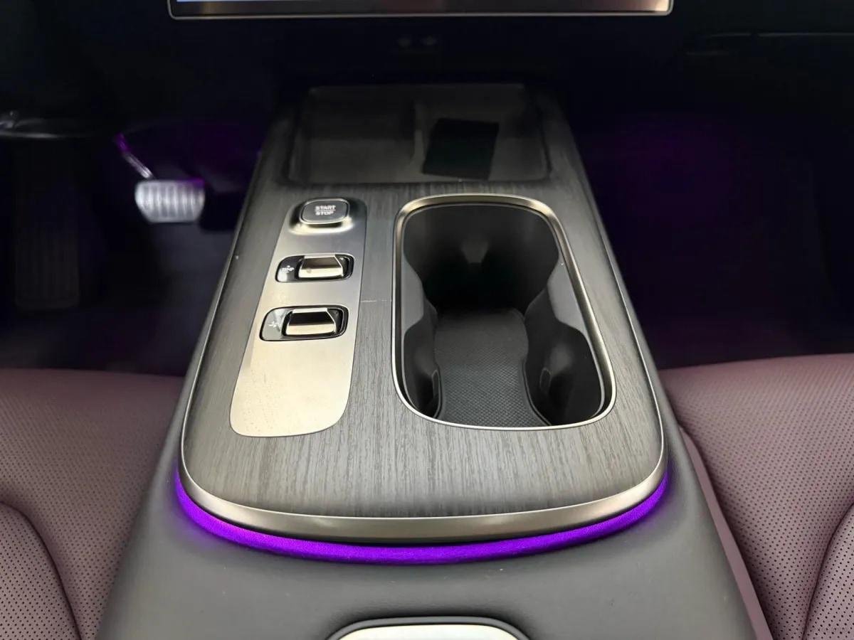 2024 Xiaomi SU7 BEV 73.6KWH image 13