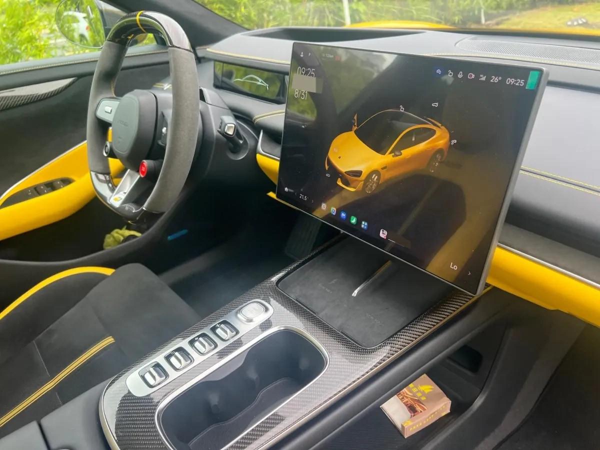 2025 Xiaomi SU7 Ultra BEV 93.7KWH 630km image 13