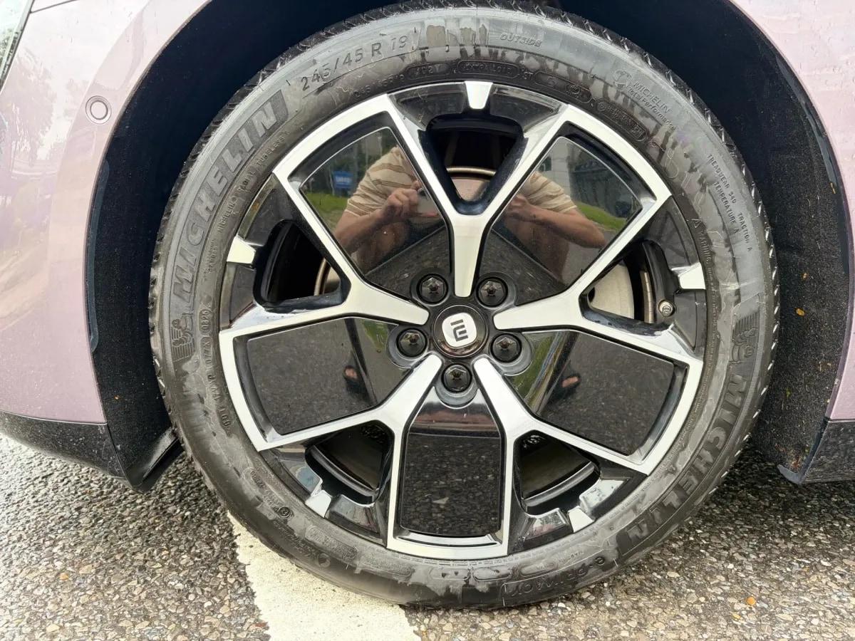 2024 Xiaomi SU7 BEV 73.6KWH image 13